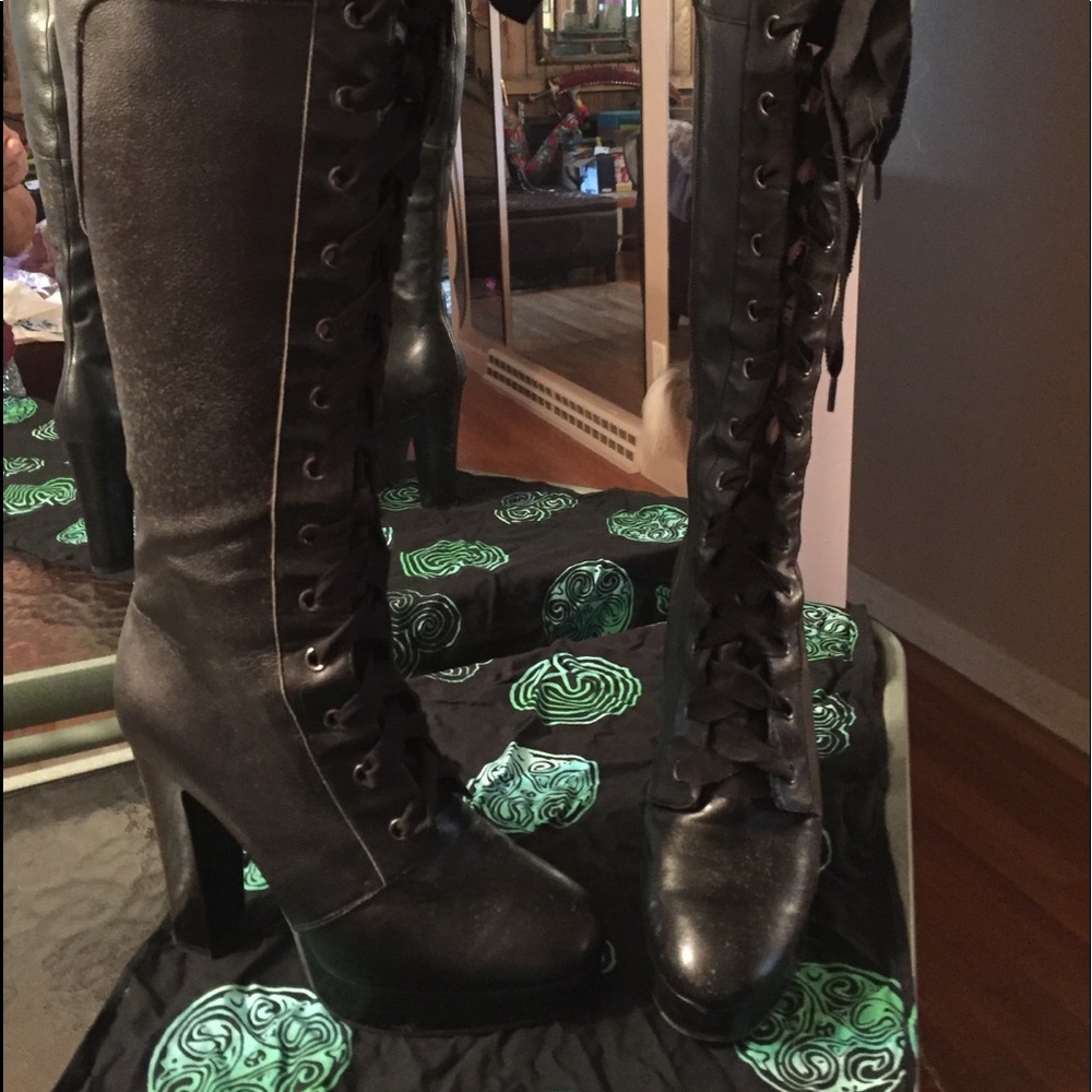 High Boots Lace Up High Heeled Size 7.5